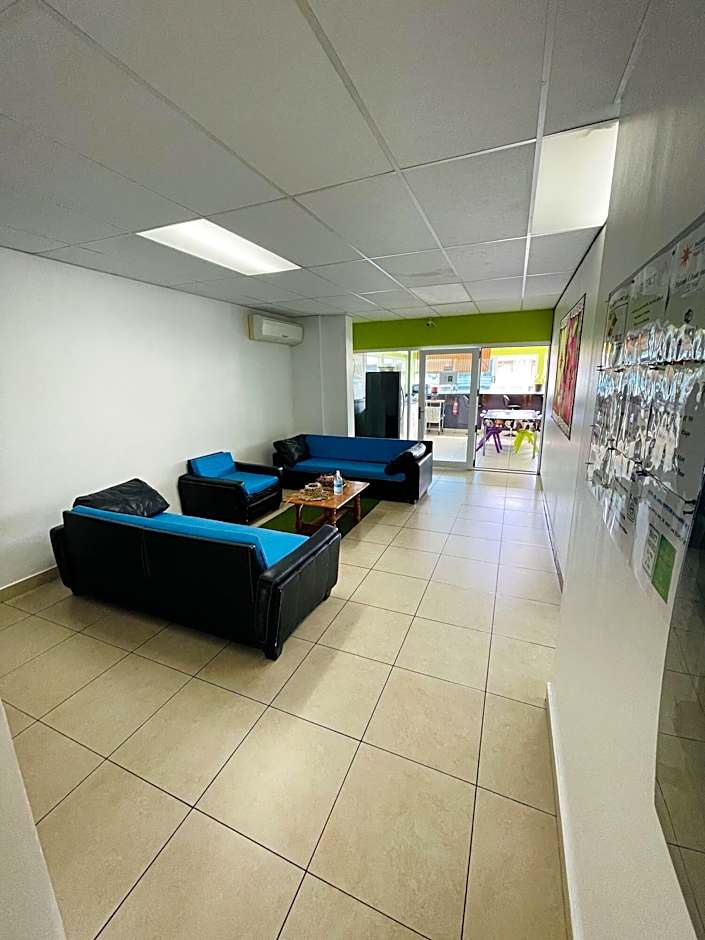 Mahana Lodge Hostel & Backpacker