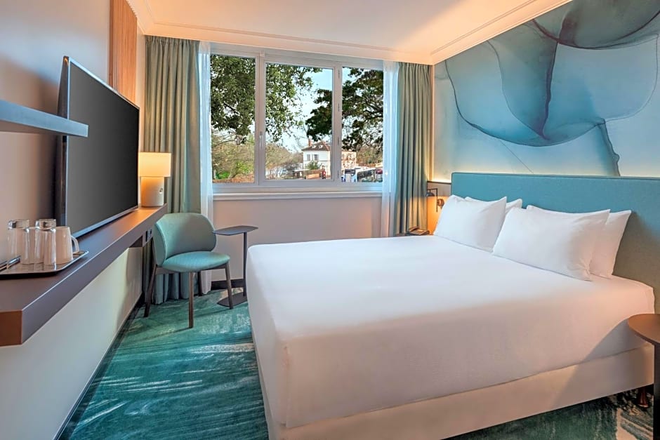 DoubleTree by Hilton Paris Bougival