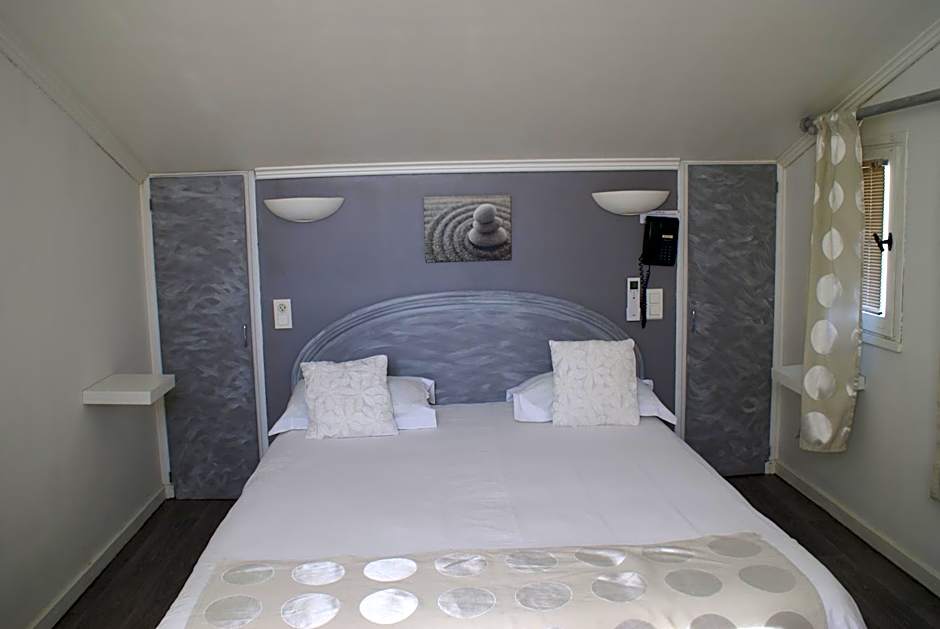 Le Petit Manoir Logis