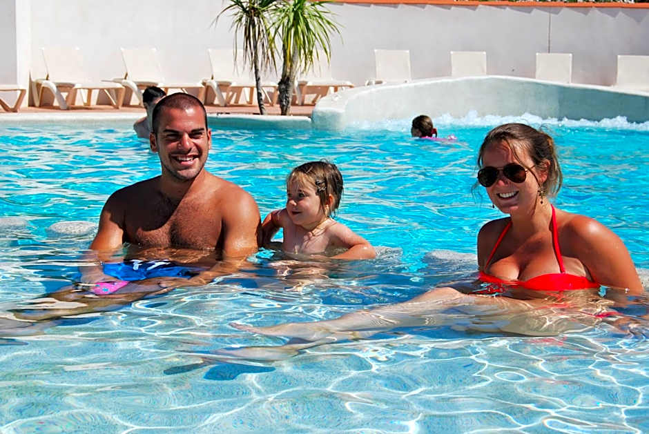 Lagrange Grand Bleu Vacances – Résidence Le Mas de Torreilles
