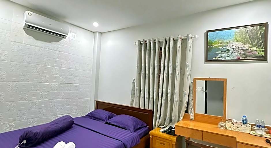 Rich Hotel