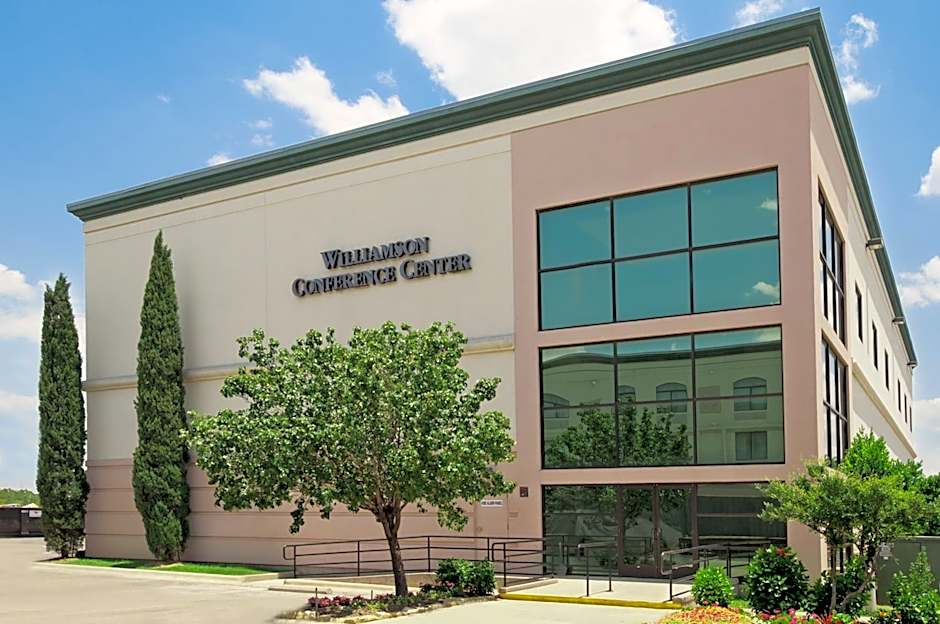 Wingate by Wyndham Round Rock Hotel & Conference Center