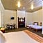 Deloraine Hotel