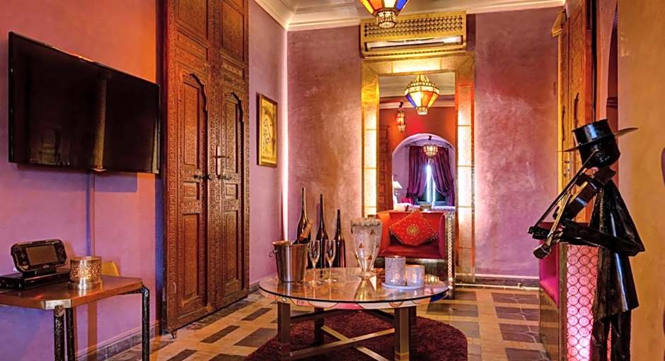Riad Wow