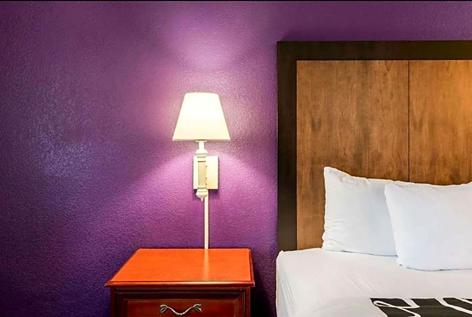 La Quinta Inn & Suites by Wyndham Roswell
