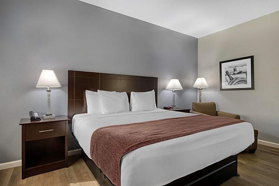 Best Western Lake Conroe Inn