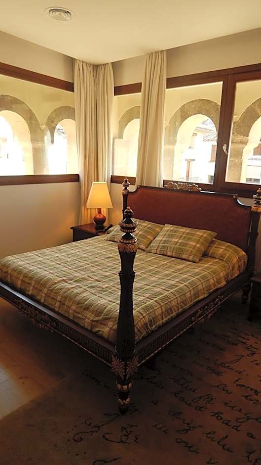 Hotel Palau dels Osset