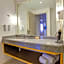 Quality Suites Alphaville