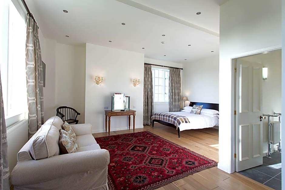 Photo 1 of 12 of Tailor Room 1