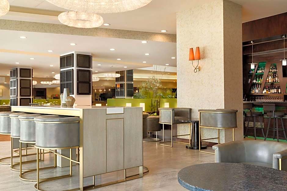 Embassy Suites By Hilton Los Angeles Glendale