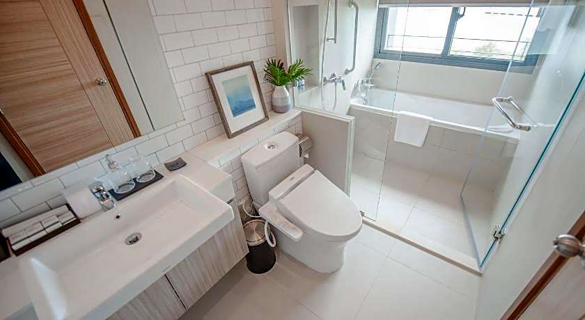 Oakwood Hotel & Residence Sri Racha