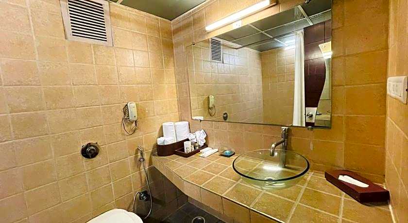 The Wall Street Beacon, Jaipur