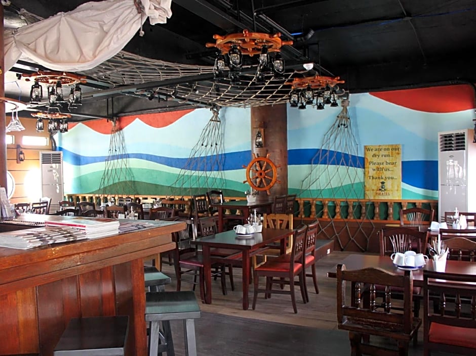 The Reef Hotel And Residences