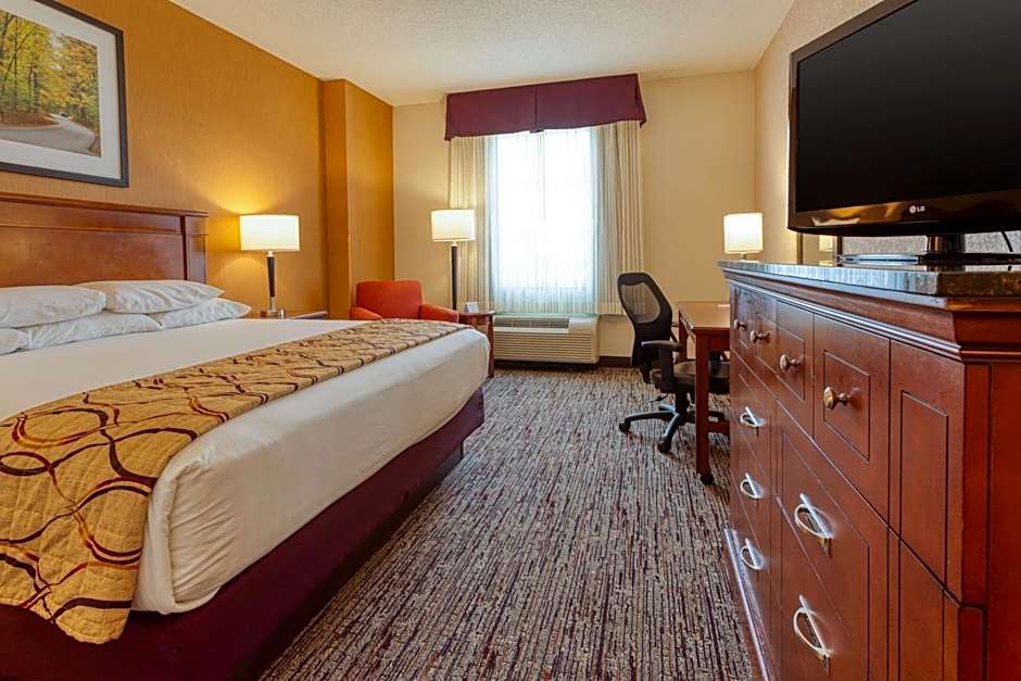 DRURY INN & SUITES INDIANAPOLIS NORTHEAST