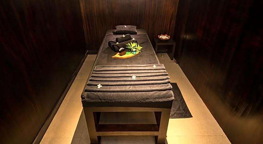 Regal Reseau Hotel  Spa