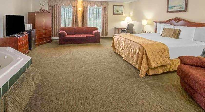 Days Inn by Wyndham Eureka CA