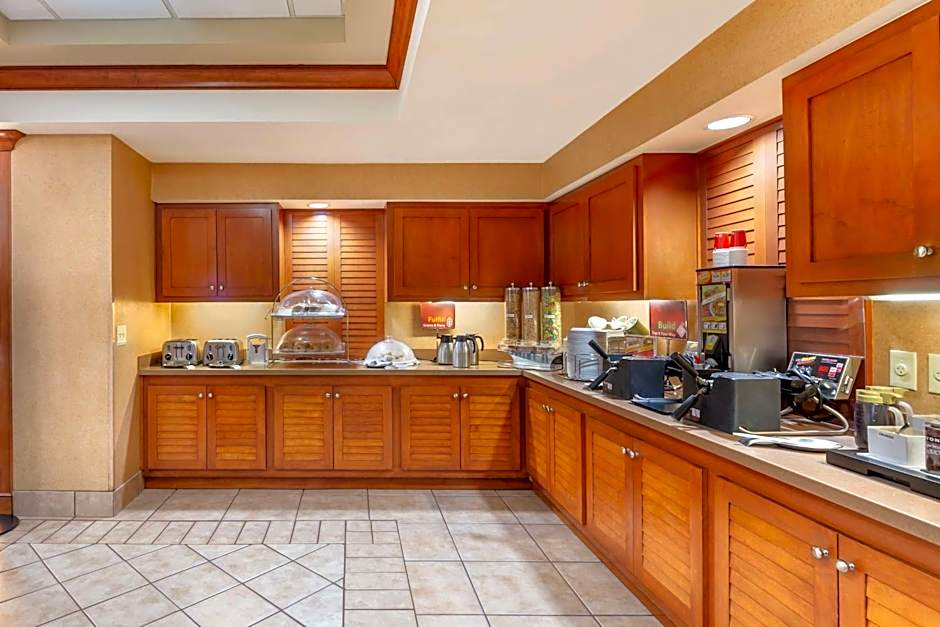 Best Western Plus Kendall Hotel & Suites