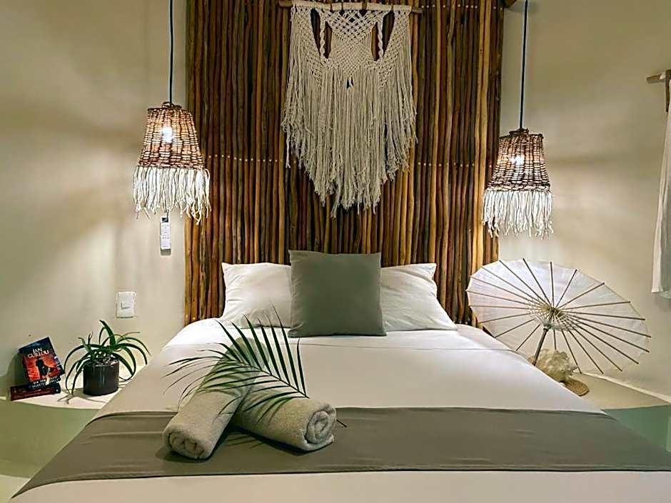 Isabella Beachside Hotel