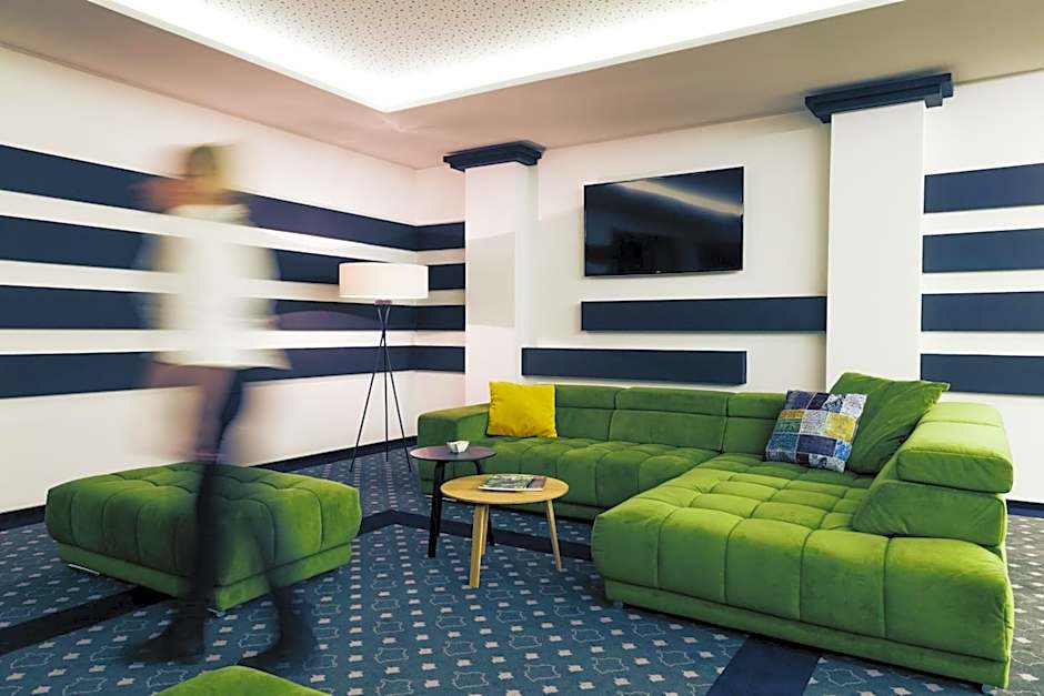 SKY Hotel Cloppenburg