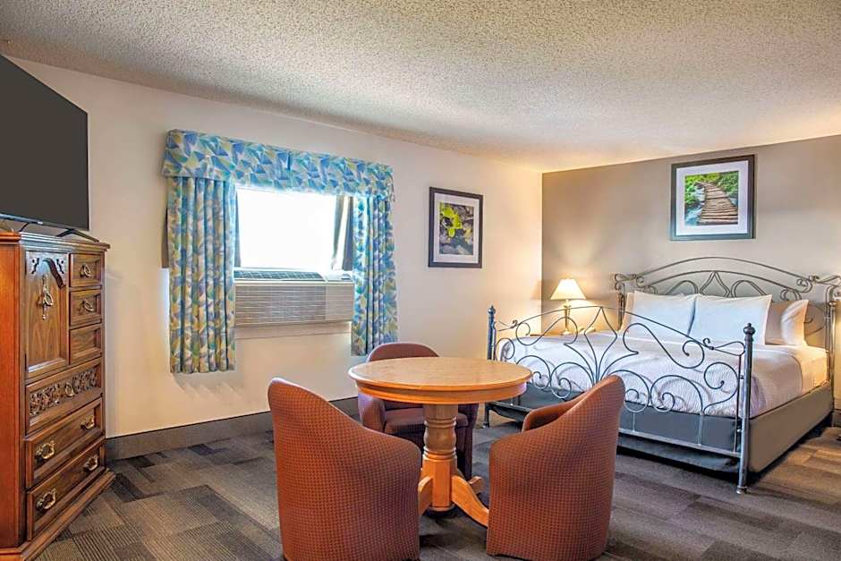 Days Inn & Conference Centre by Wyndham Camrose Norsemen