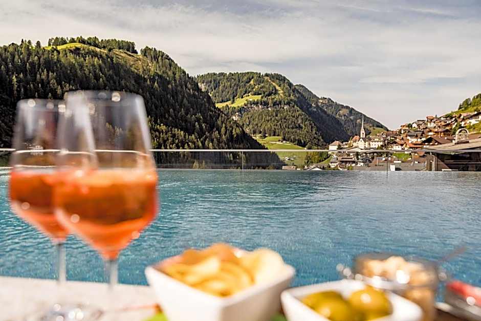 Hotel Touring Dolomites