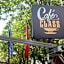 Class Hotel