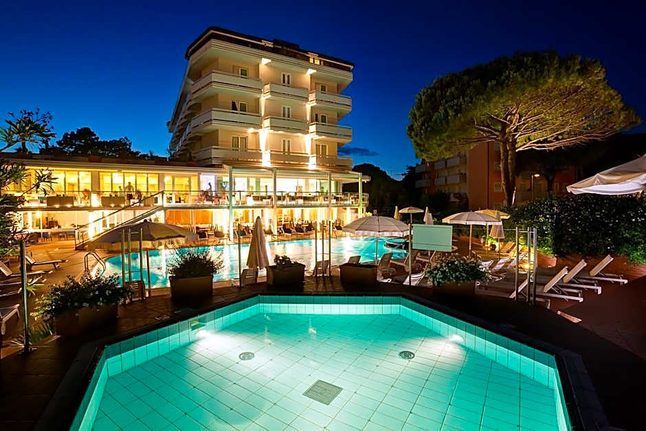 Hotel Garden Sea