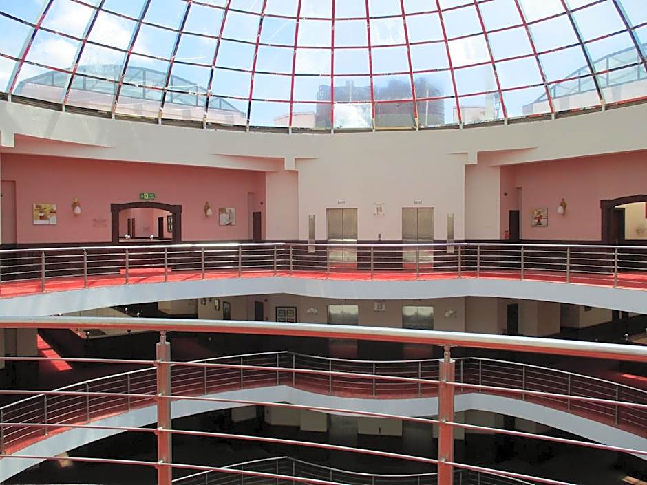 Imperial Royale Hotel