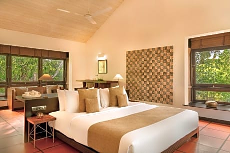 Bawa Suite (15% discount on Ayurveda & Spa)