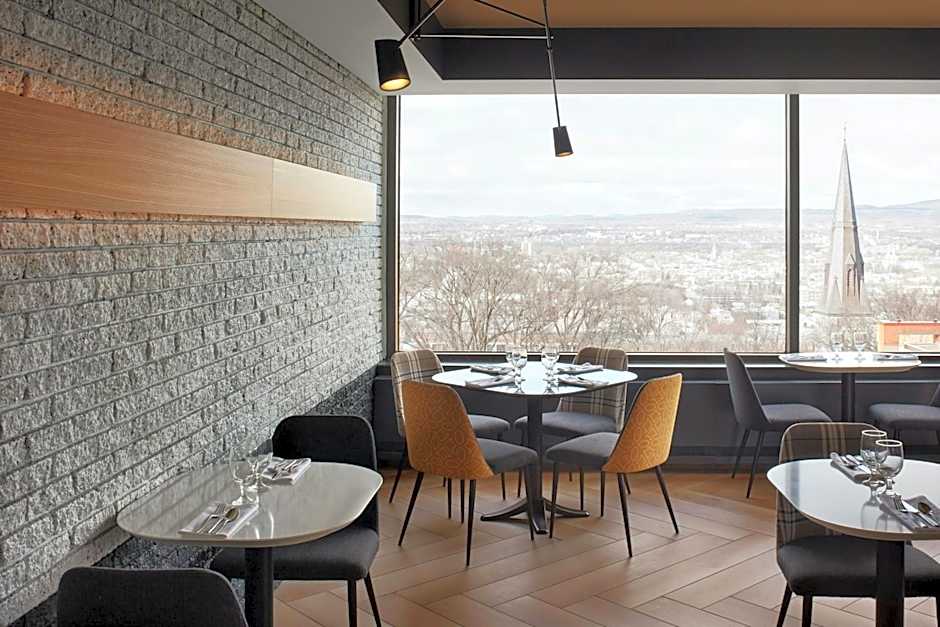 Delta Hotels by Marriott Quebec