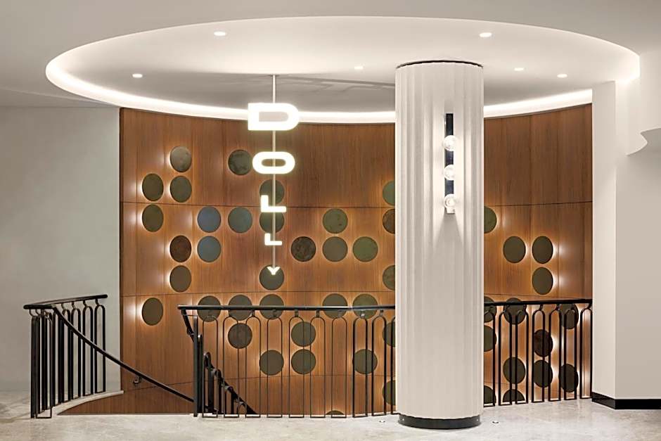 Le Meridien Melbourne