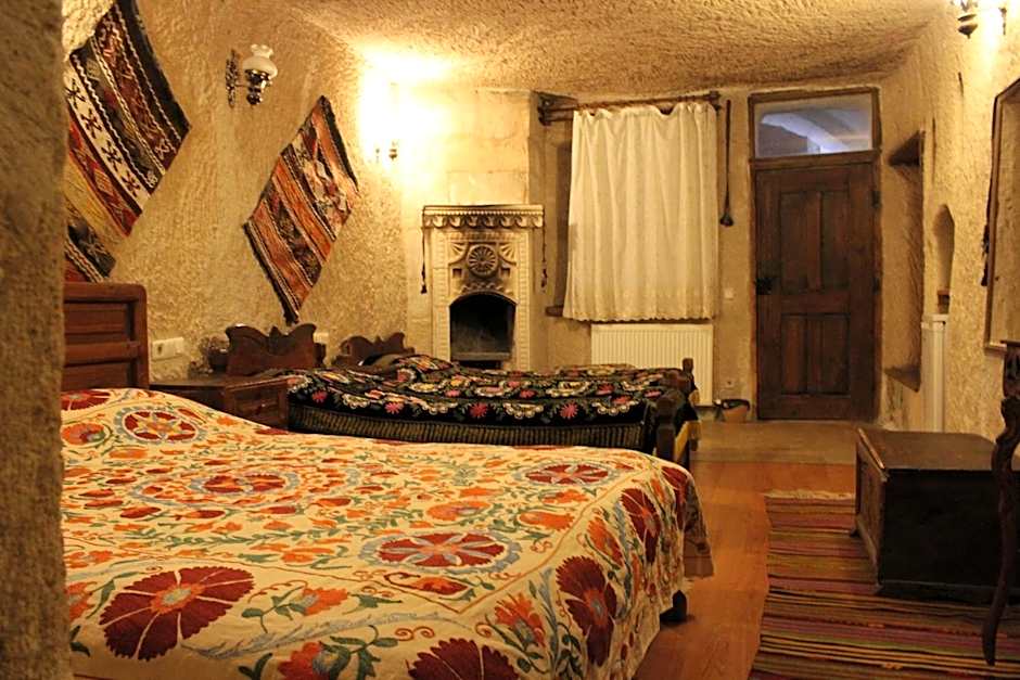 Kismet Cave House