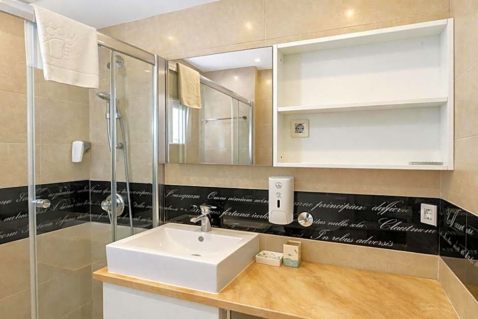 Hotel Butua Residence