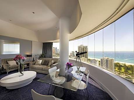 Opera Suite with  Ocean View and Spa