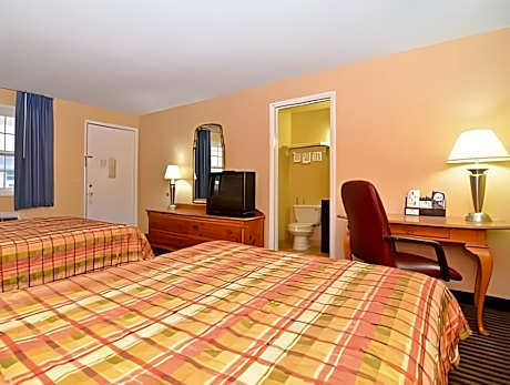 Double with 2 Double Beds - Smoking