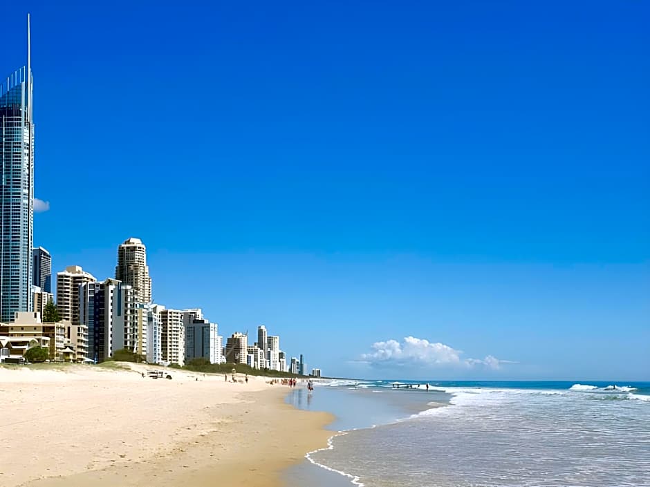 Beachside Tower Apartment