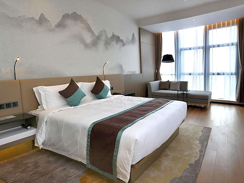 Novotel Deqing