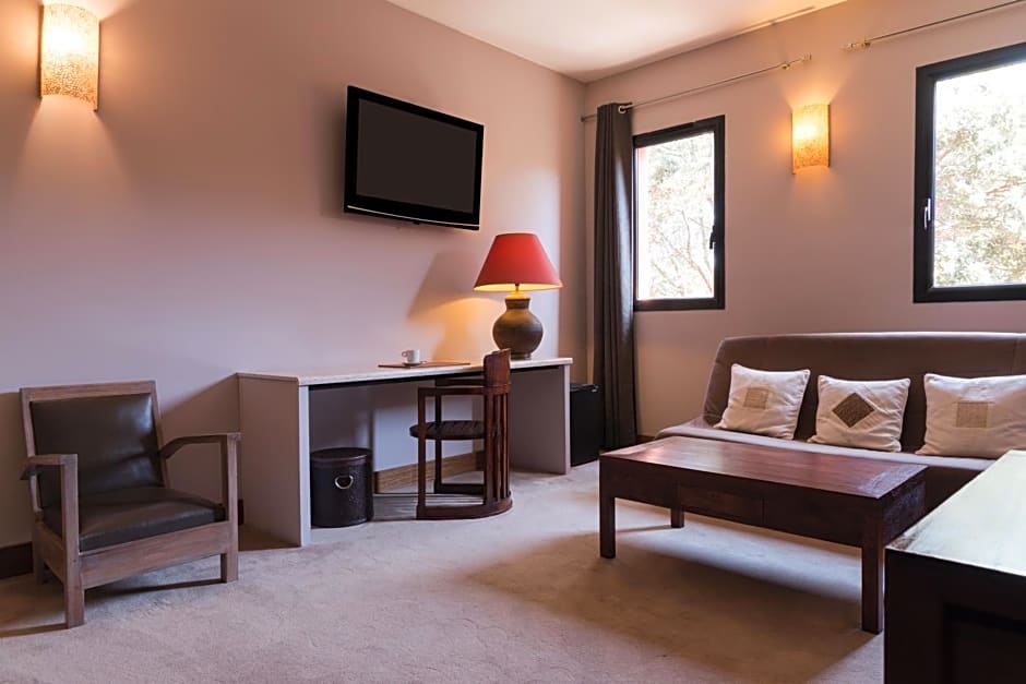 Relais Du Silence Disini Hotel