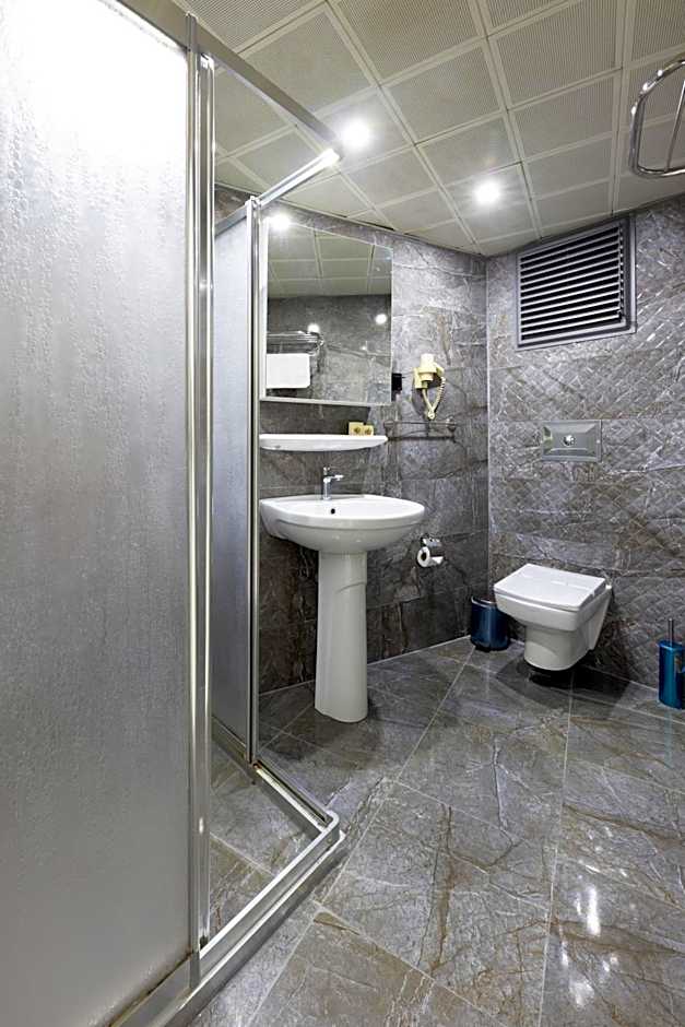 Kuran Hotel International