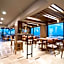Royce Hotel