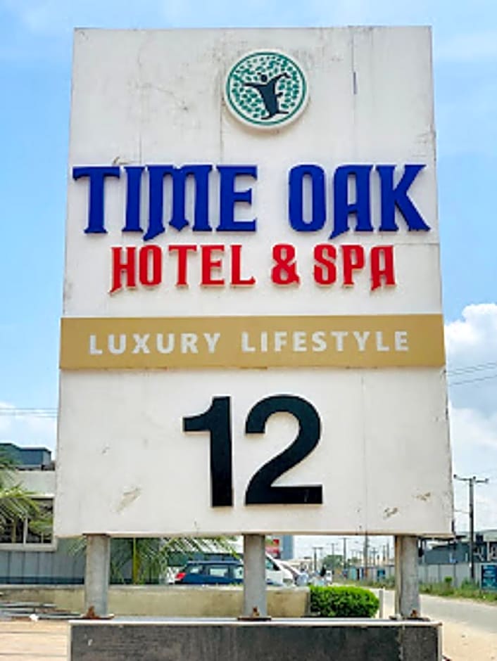 Time Oak Hotel and Suites Royale