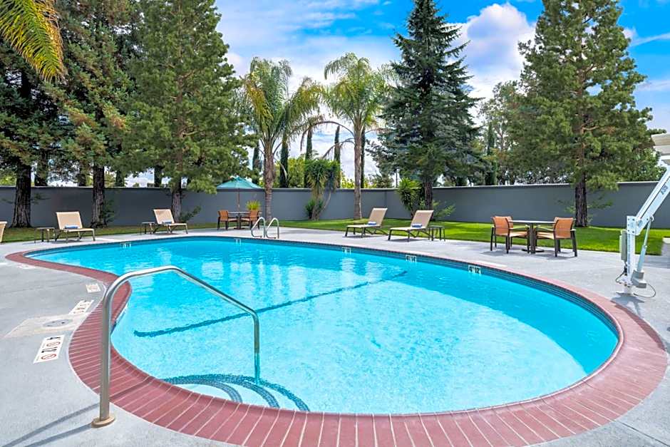 Courtyard by Marriott Fairfield Napa Valley Area
