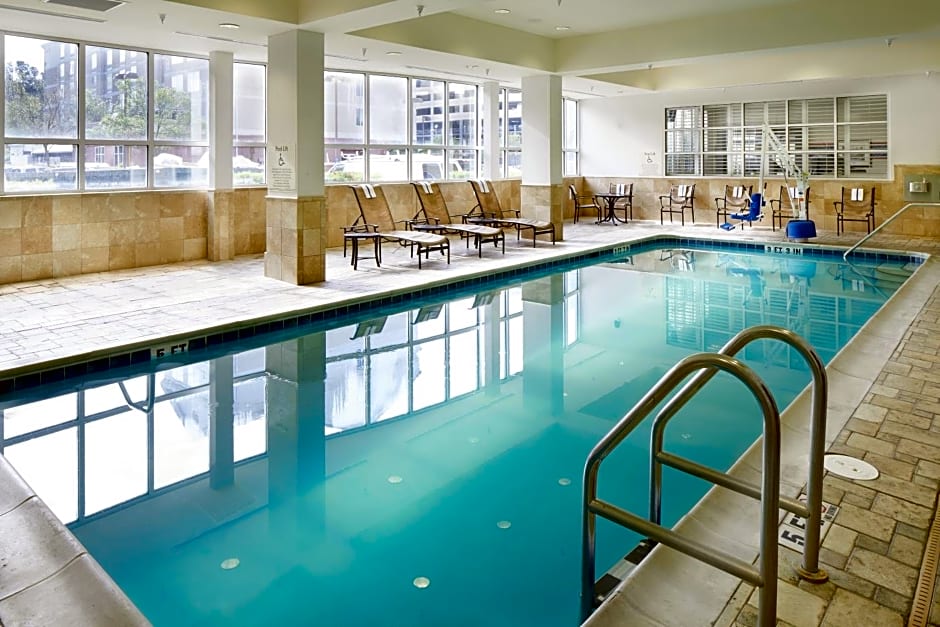 Hampton Inn & Suites Savannah/Midtown
