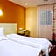 Yuting Hotel (Guangzhou Shangxiajiu Pedestrian Street Hualinsi Subway Station)