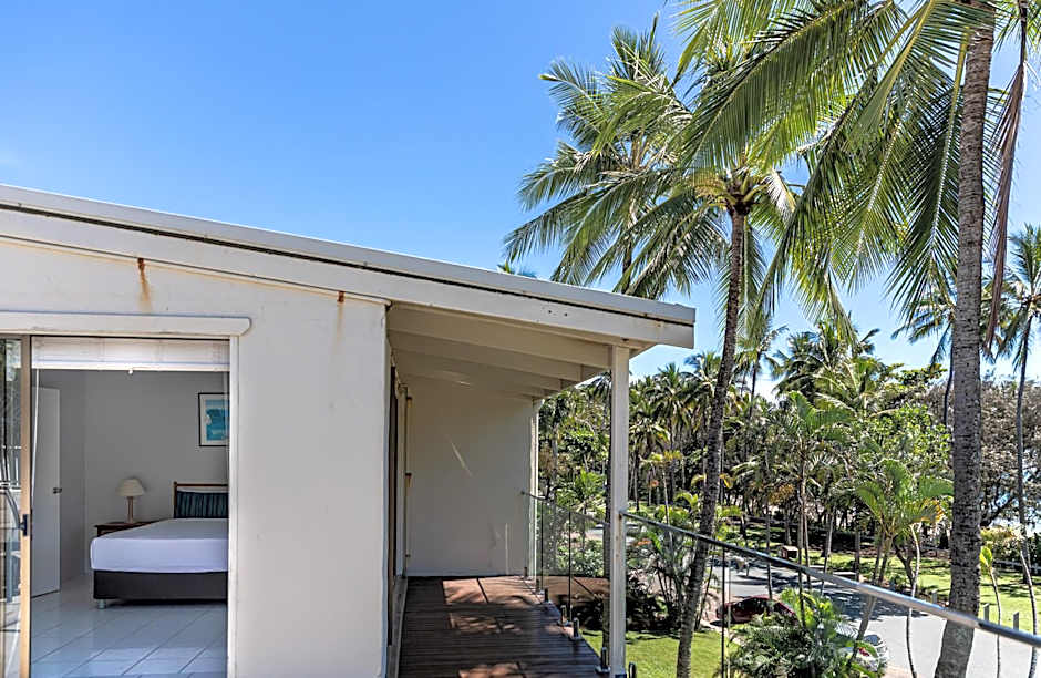 Beachfront Terraces with Onsite Reception & Check In