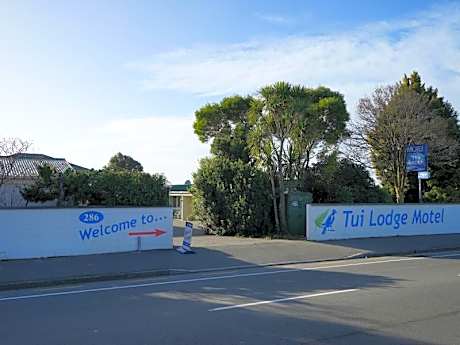 Tui Lodge Motel