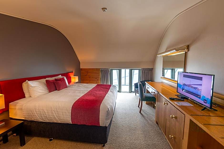 The Perisher Valley Hotel