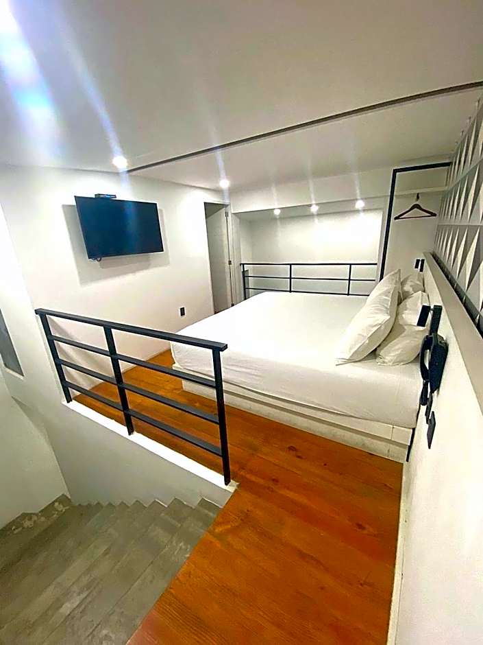 The Andy Hotel