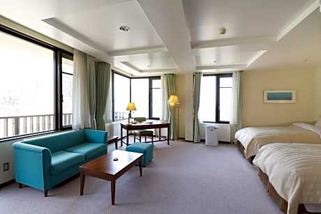 Junior Suite - Non-Smoking