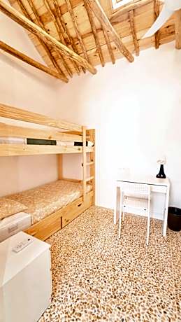 Standard Double Room with Shared Bathroom